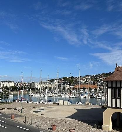 La Marine Deauville Exterior foto